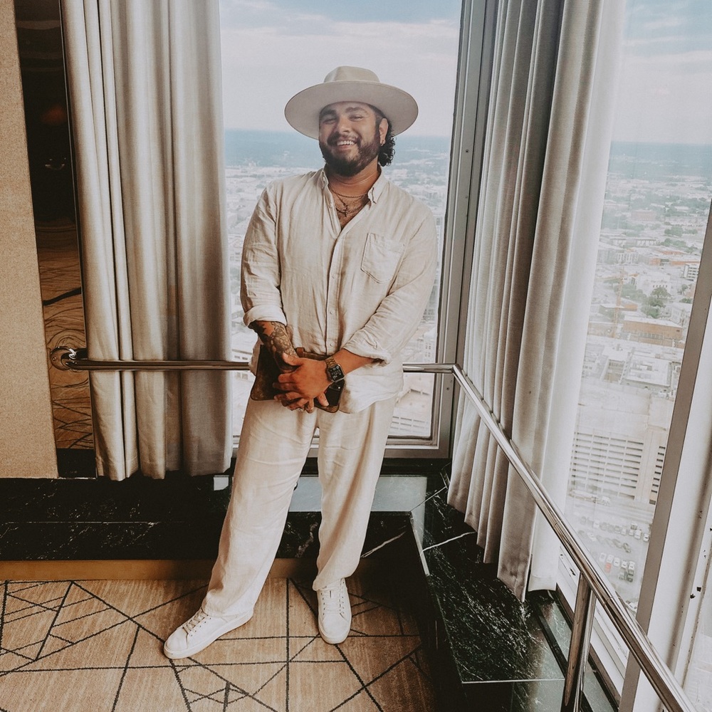 Meet your Posher, Jorge